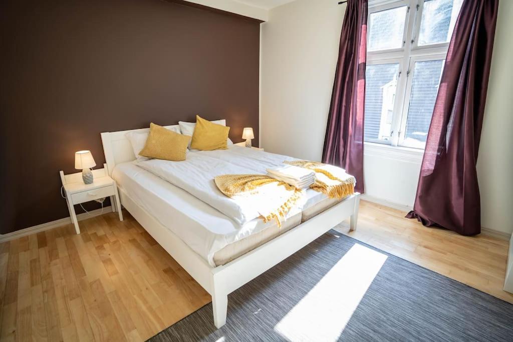 Apartment Center Getaway - 6 By Berti Stavanger