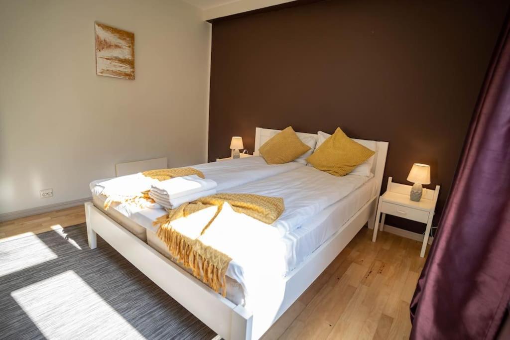 Center Getaway - 6 By Berti Apartamento Stavanger