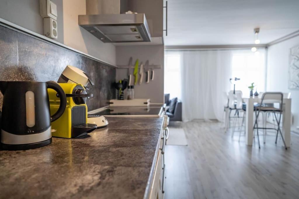 Apartment Center Getaway - 6 By Berti *